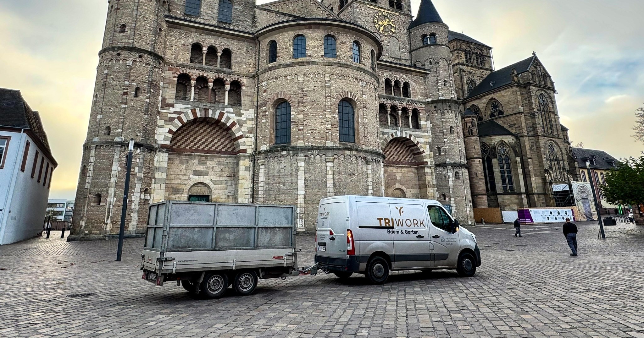 TriWork Transporter Trier Dom